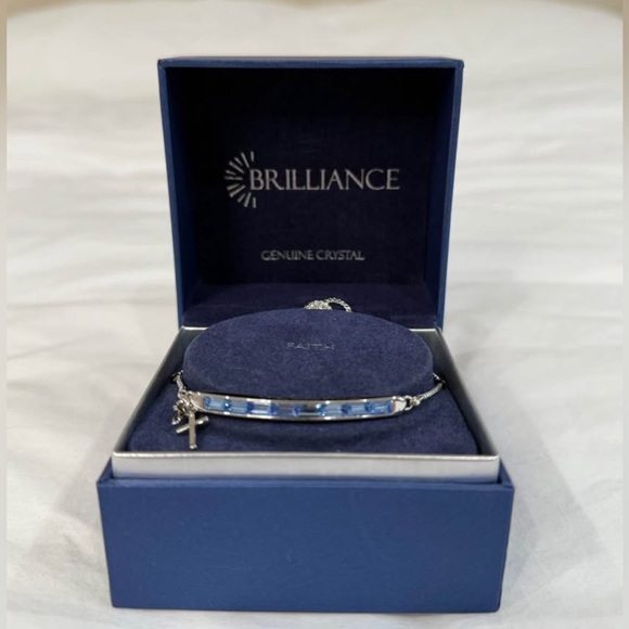 Brilliance “Faith” Crystal Bracelet with Cross Charm - New in Box - Picture 1 of 2